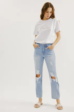 'Set the Trend' Straight Leg Jeans - Light Wash